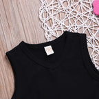 Sleeveless Lace Dress With Wooden Ears