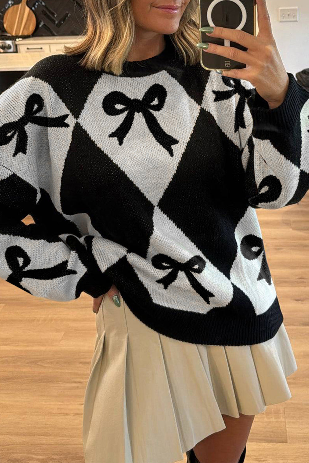 Red Bow Print 2-tone Rhombus Knit Loose Sweater