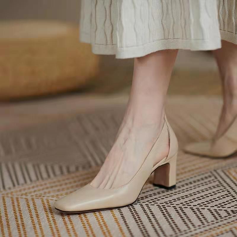 Chunky Heel Square Toe Commuter Pumps