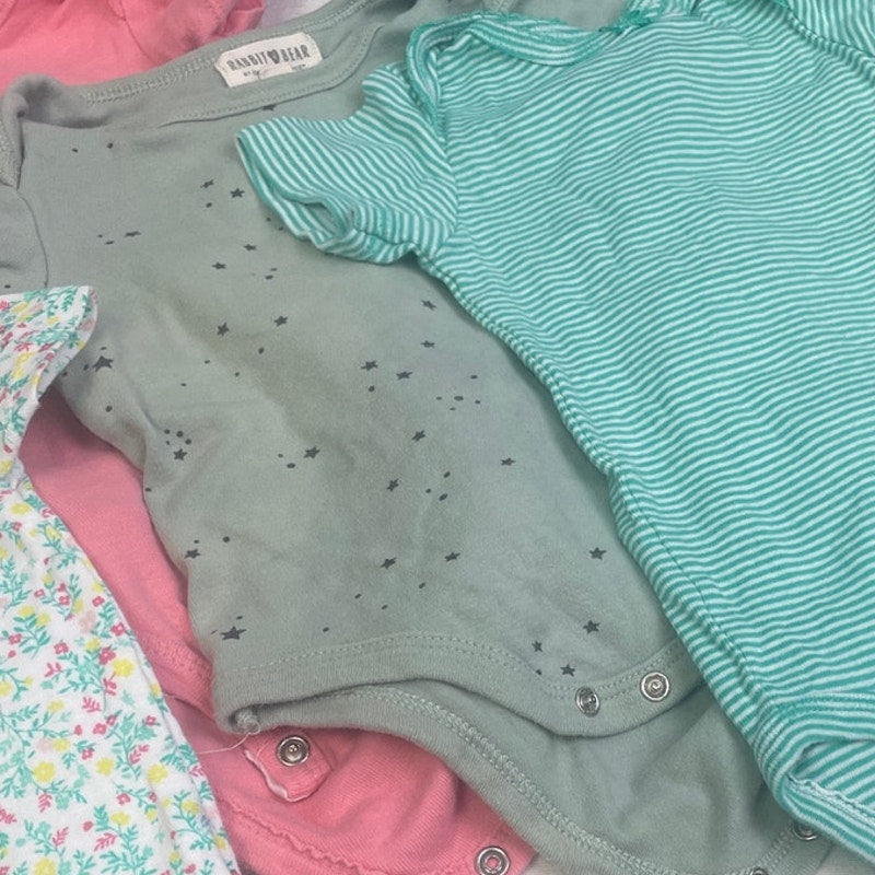 Lot of 8 Carter's Baby Girls 9 Mos Short Sleeve One Piece Outfits Tops Clothing