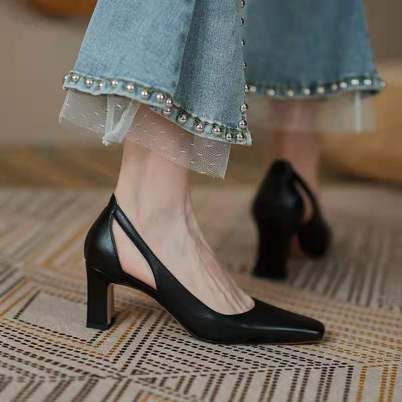 Chunky Heel Square Toe Commuter Pumps