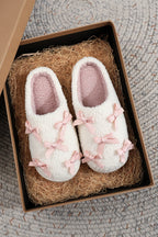White Ribbed Bow Decor Plush House Slipper
