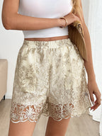 Lace Scalloped Hem Elastic Waist Shorts