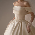 Women's Satin Off-shoulder Retro Fashion Trailing Wedding Dress