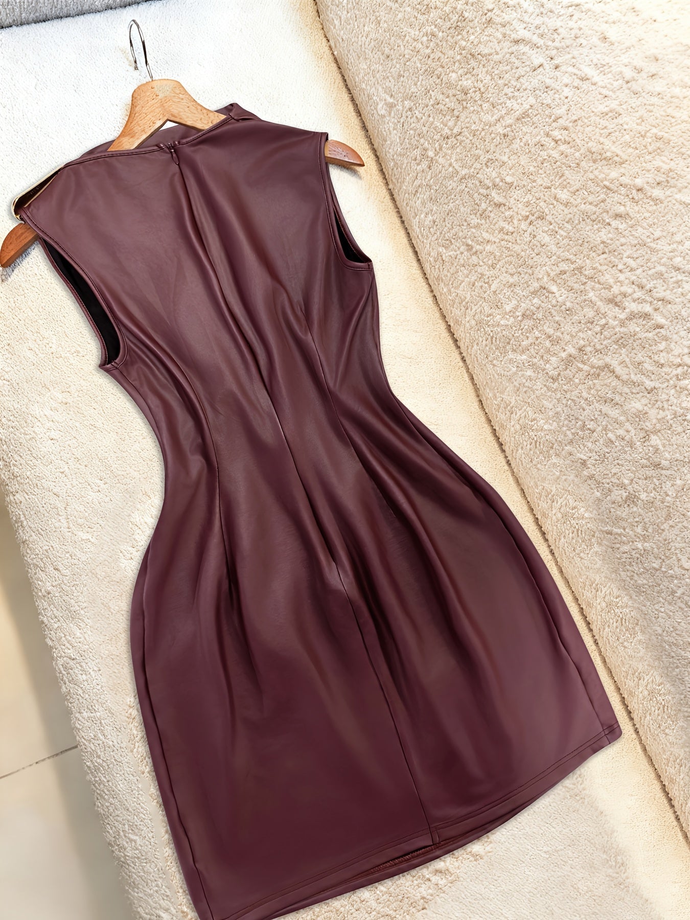Four-Season Dress