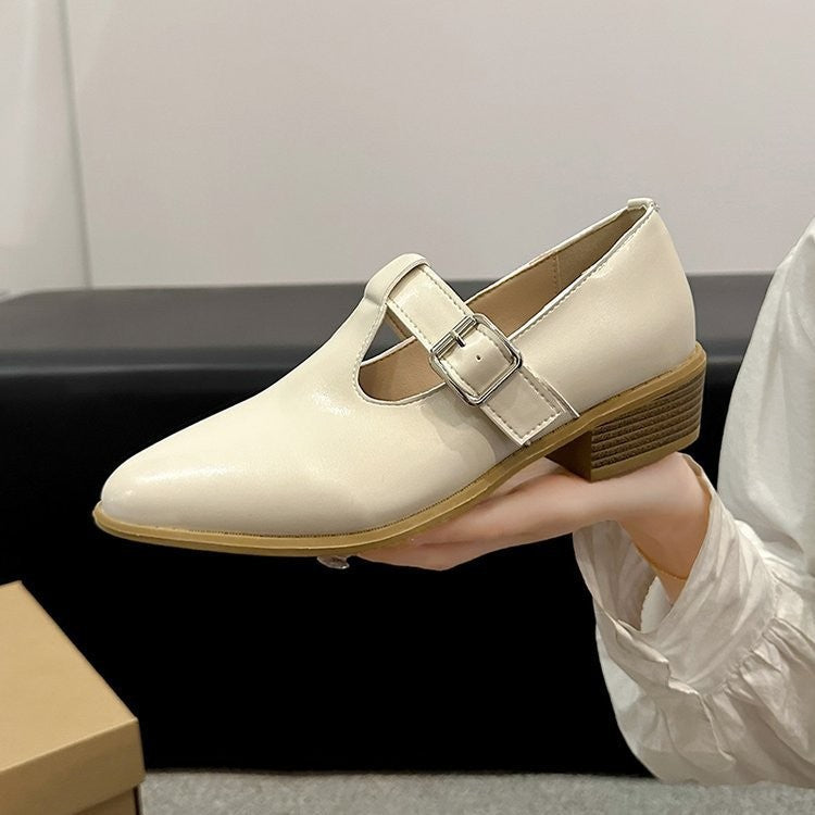 Pointed-Toe Low-Cut Pumps