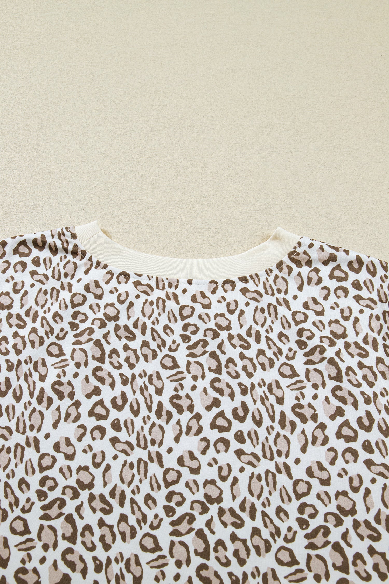 White Plus Size Leopard Print Round Neck T Shirt