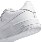 Nike Big Kids Air Force 1 LE – Triple White