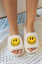 Smile Emoji Graphic Plush Home Slippers