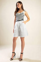 CITY STROLLS WOVEN BERMUDA SHORTS