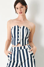 NAVY BLOSSOM WOVEN TUBE TOP