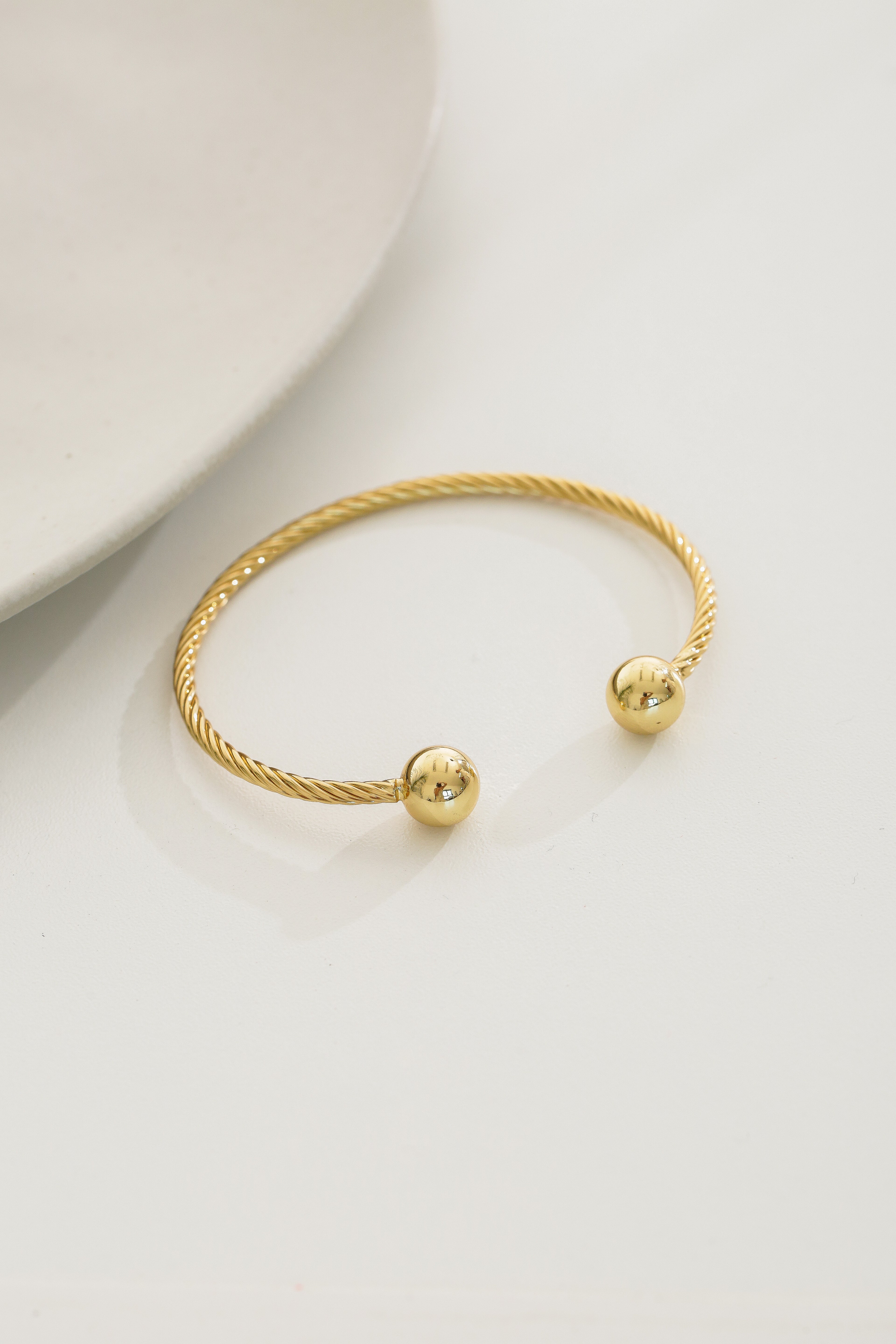 Pointe Bracelet