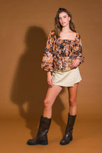 BEAMING PERFECTION WOVEN TOP