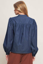 STITCH STORY LIGHTWEIGHT DENIM TOP
