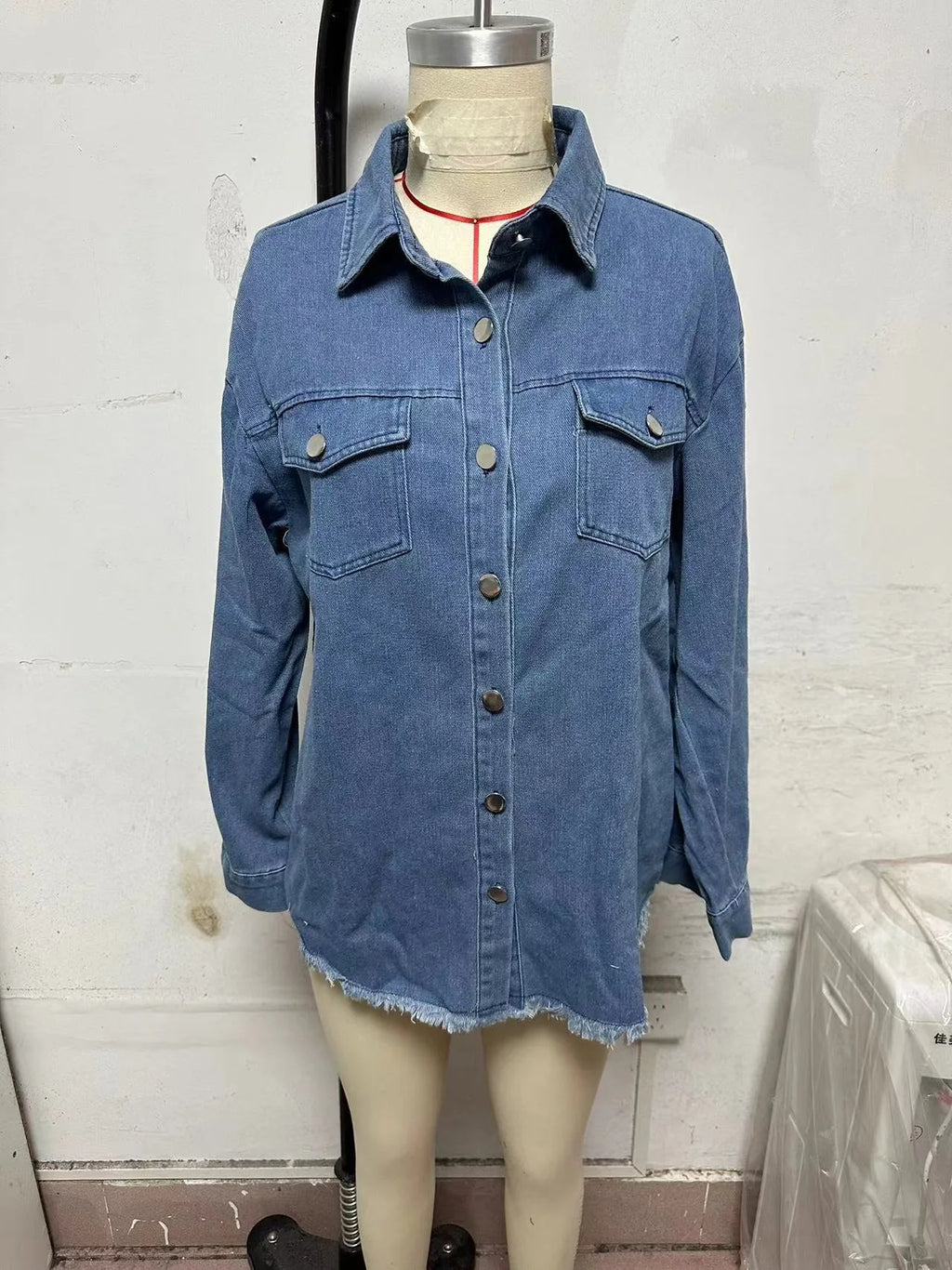 New Washed Denim Shirt Jacket for Women Fall/Winter Street Style with Distressed Hem Women's Outerwear