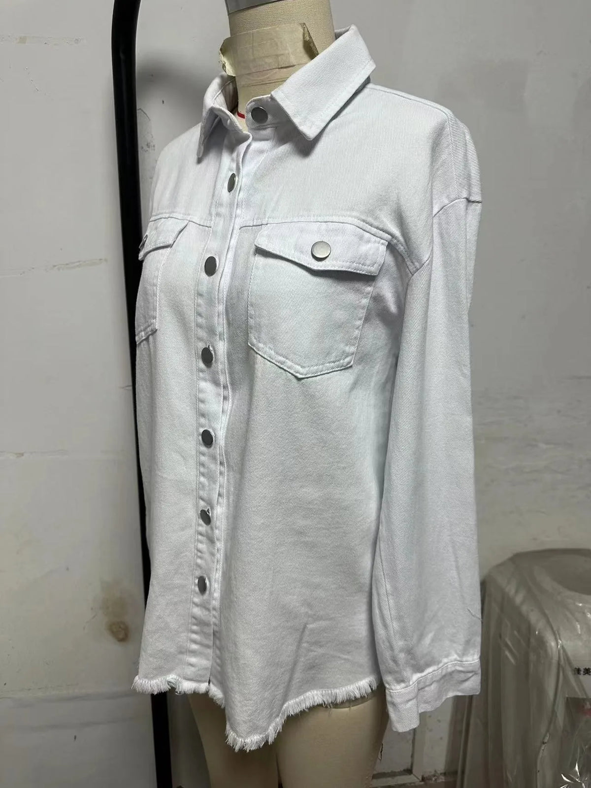 New Washed Denim Shirt Jacket for Women Fall/Winter Street Style with Distressed Hem Women's Outerwear