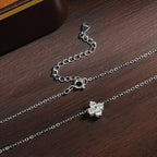 VVS1 D Flower Moissanite Pendant Necklace for Women