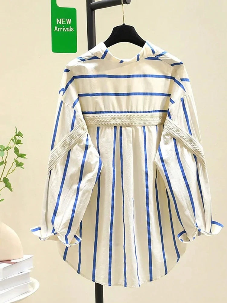 2025 Early Autumn New Arrival Women's Oversized Youthful Design Patchwork Blue Striped Shirt Fashion