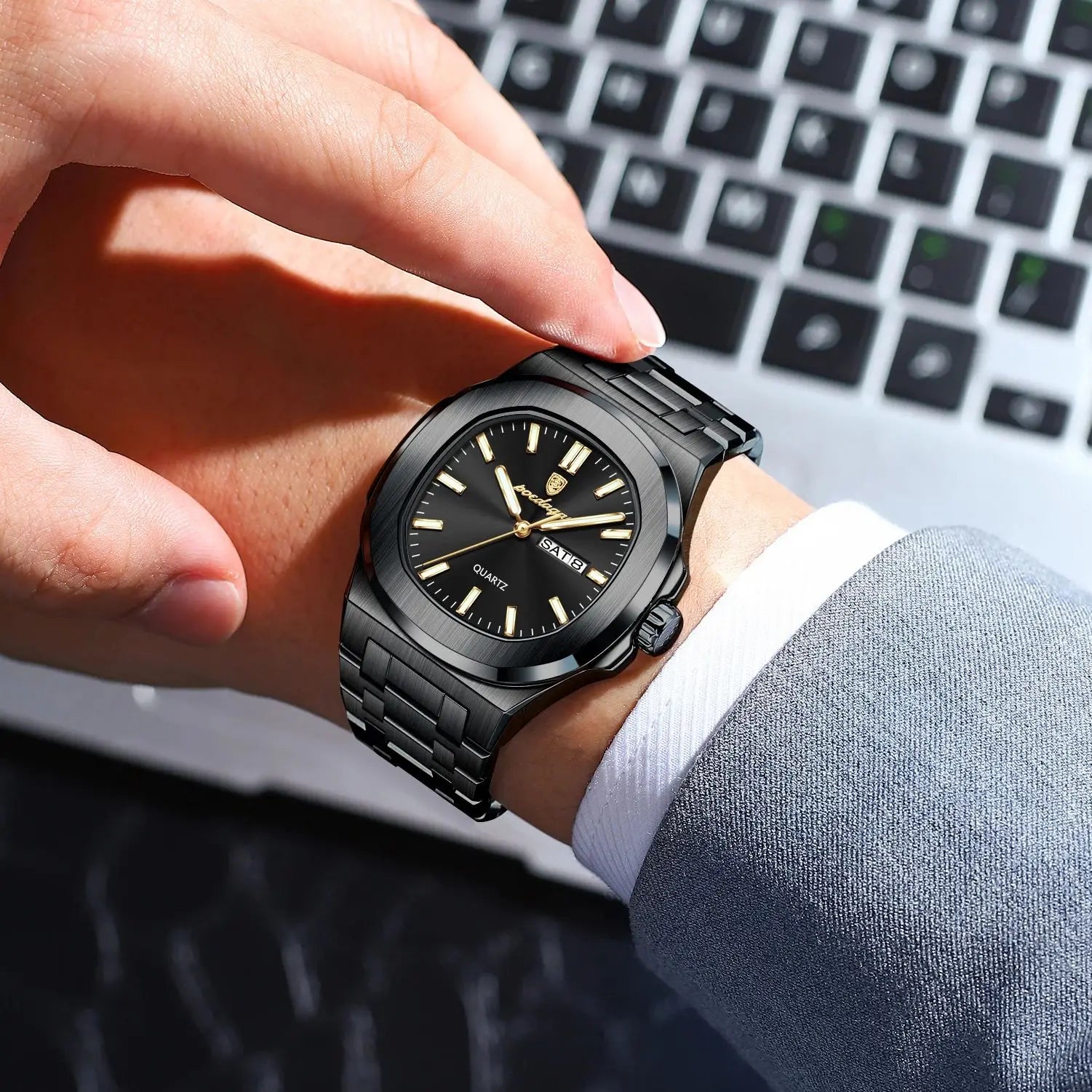 POEDAGAR Top Trendy Men's Watches Waterproof Luminous Date Week Luxury Men Watch Stainless Steel Quartz Business Man Clock Reloj