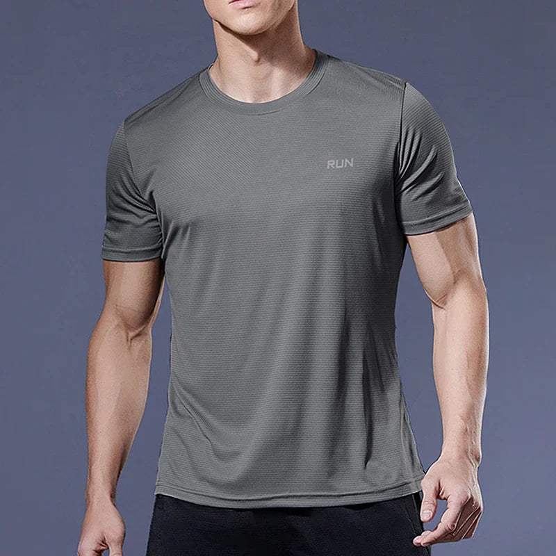 Men Quick Dry Compression Sport Shirt for Gym and Training