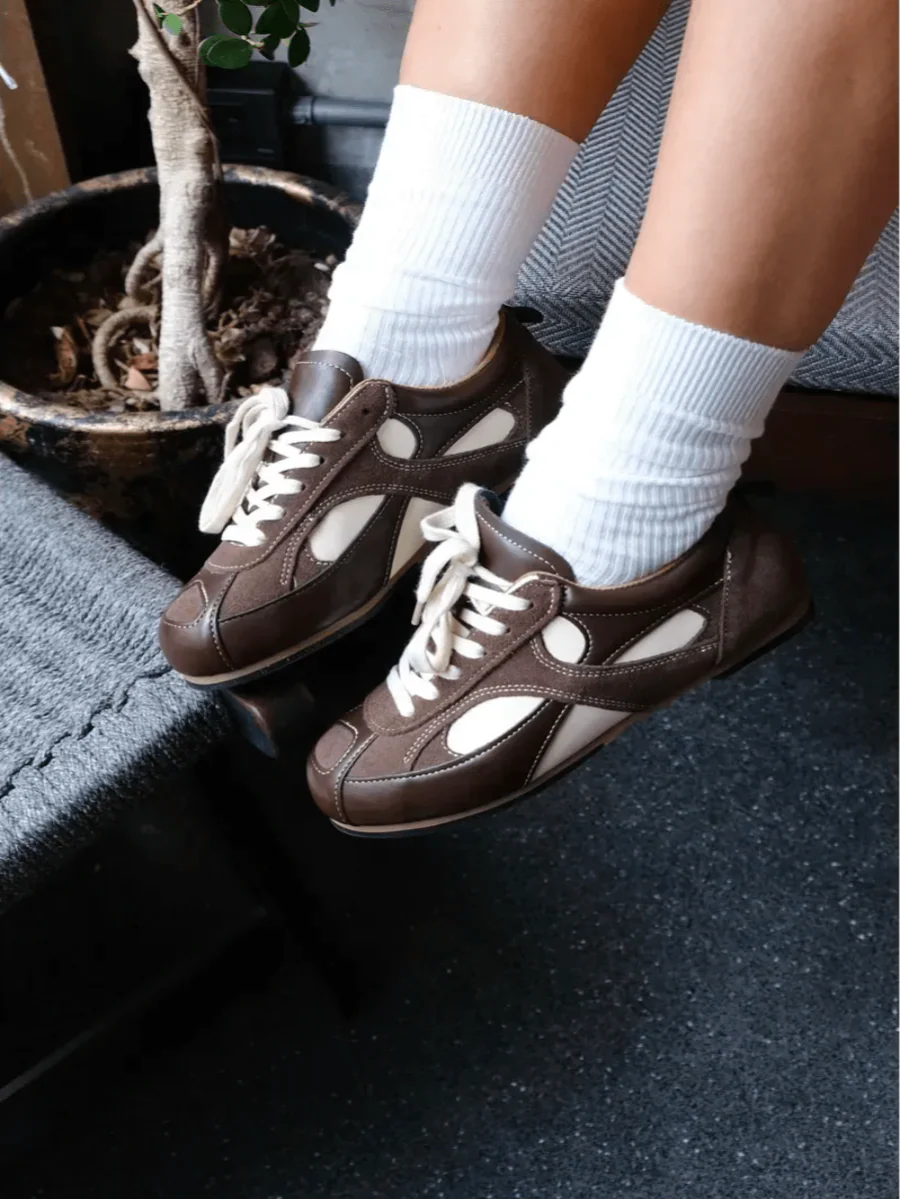 Abigail Sneakers: Stylish Comfort for Your Feet