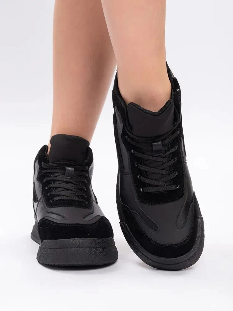 Audrey Sneakers: Stylish and Comfortable Footwear