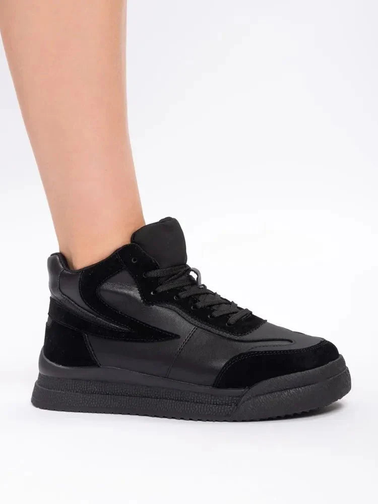 Audrey Sneakers: Stylish and Comfortable Footwear