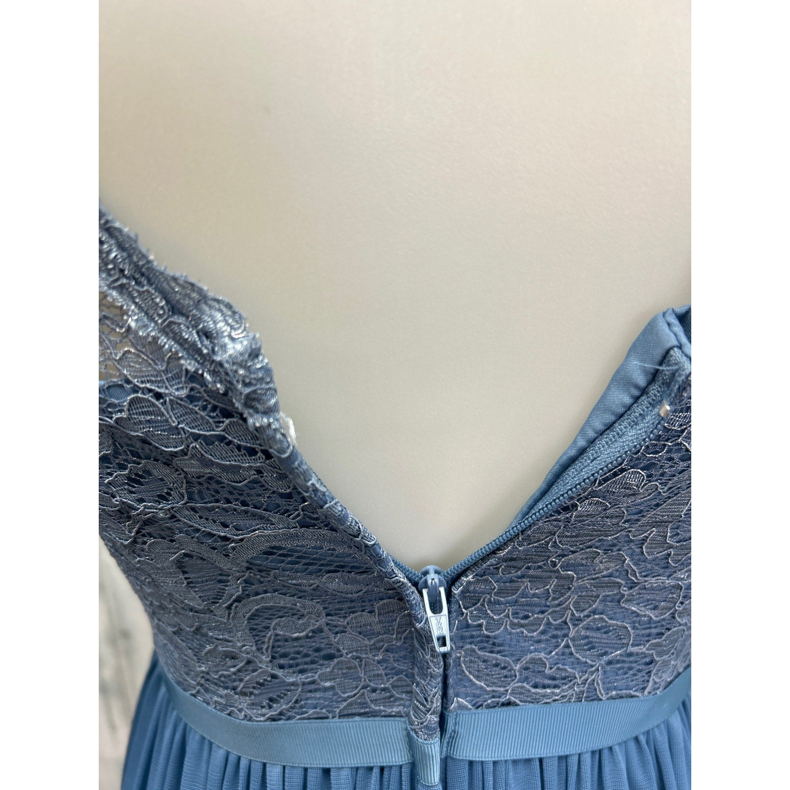 David's Bridal Womens Size 0 Long Sleeve Lacy Blue Long Bridesmaid's Dress