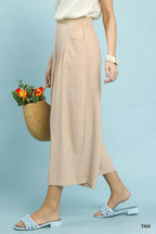 Umgee Solid Pleat Wide-Leg Cropped Pants