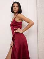 Bert Evening Dress: Elegant and Timeless Style