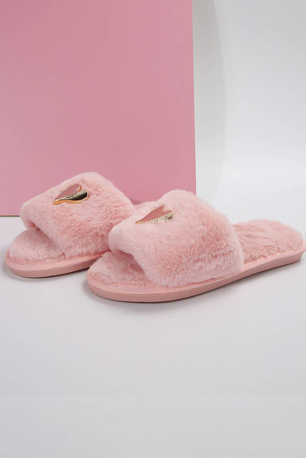 Parchment Heart Shape Buckle Decor Open Toe Plush Slippers