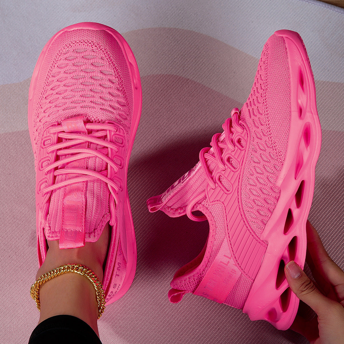 Women’s Lightweight Casual Walking Shoes
