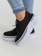 Caroline Sneakers: Stylish Comfort for Every Step