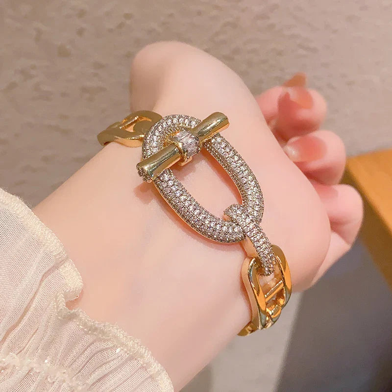 MyClosetAid Sparkling Novelty Bracelet Necklace Set