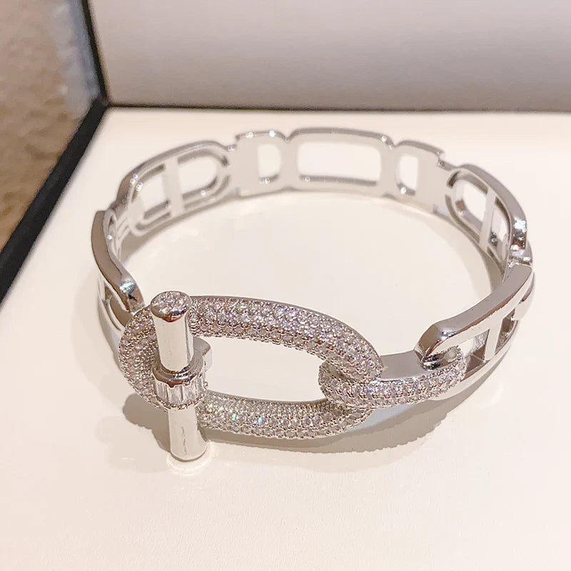 MyClosetAid Sparkling Novelty Bracelet Necklace Set