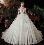 Luxury Wedding Dress With Sparkling Shiny Crystal Beads
