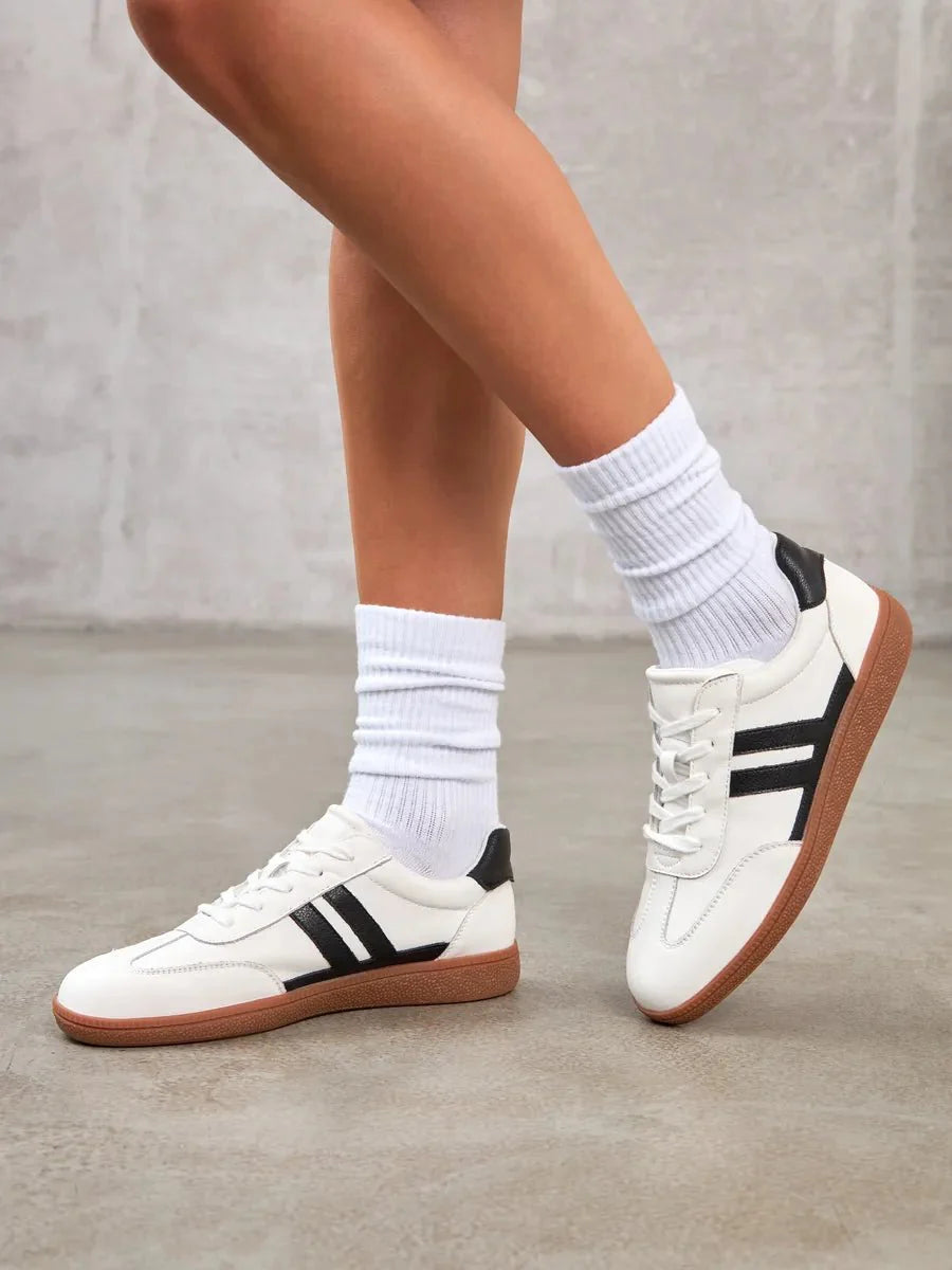 Sanford Sneakers: Stylish Kicks